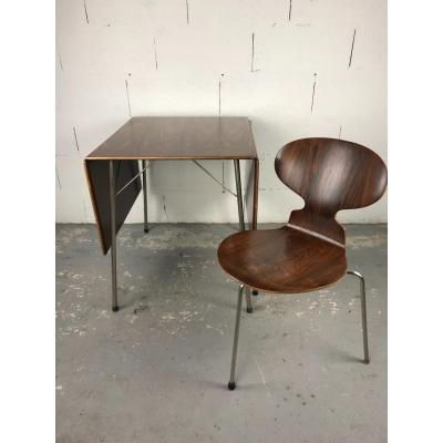 Table + 1 Chaise Ant Par Arne Jacobsen En Palissandre