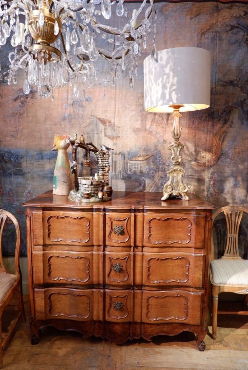 Large Double Crossbow Chest Of Drawers In Carved Walnut -photo-2