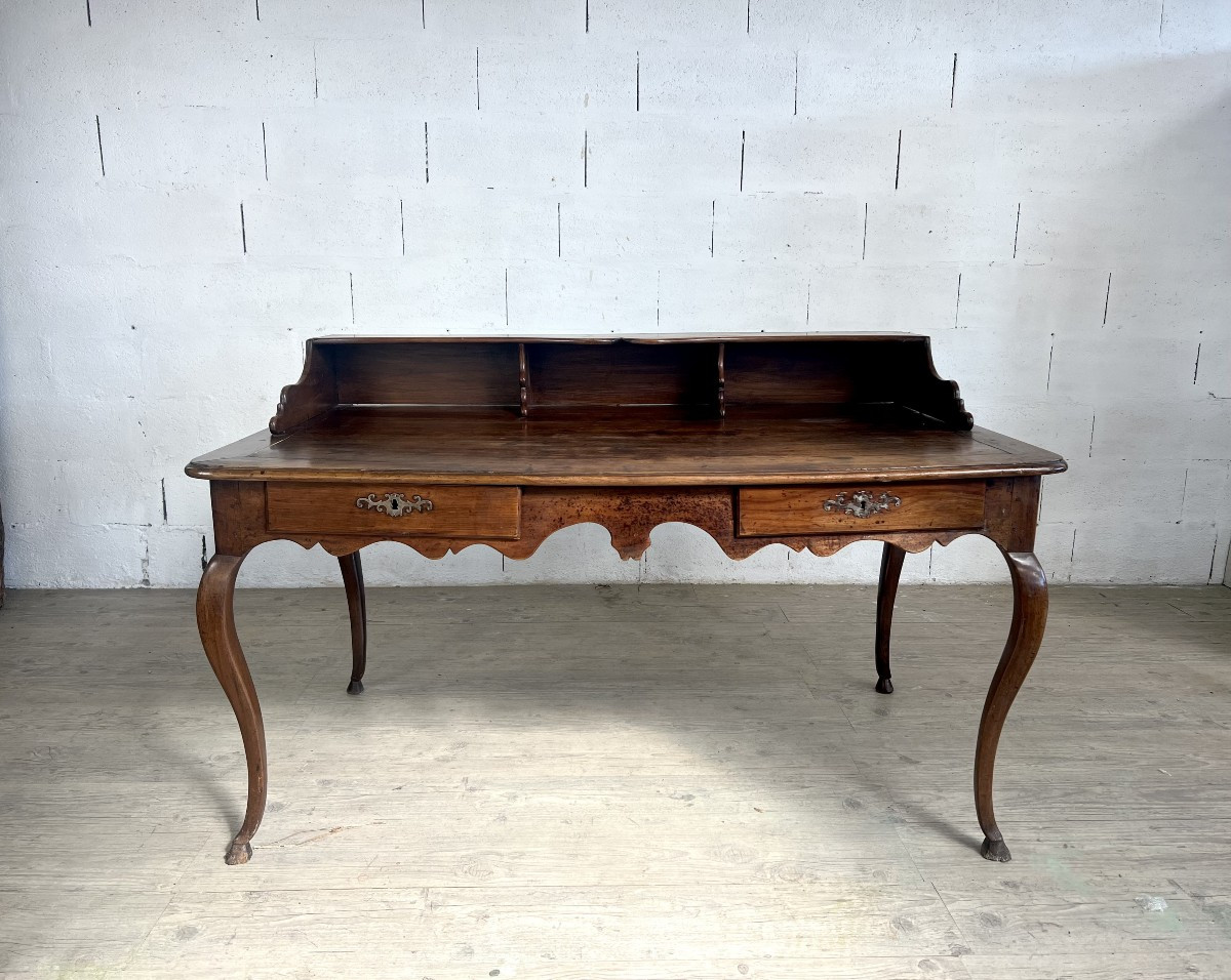 Louis XV Desk With Steps In Carved Walnut – France, Late 18th Century