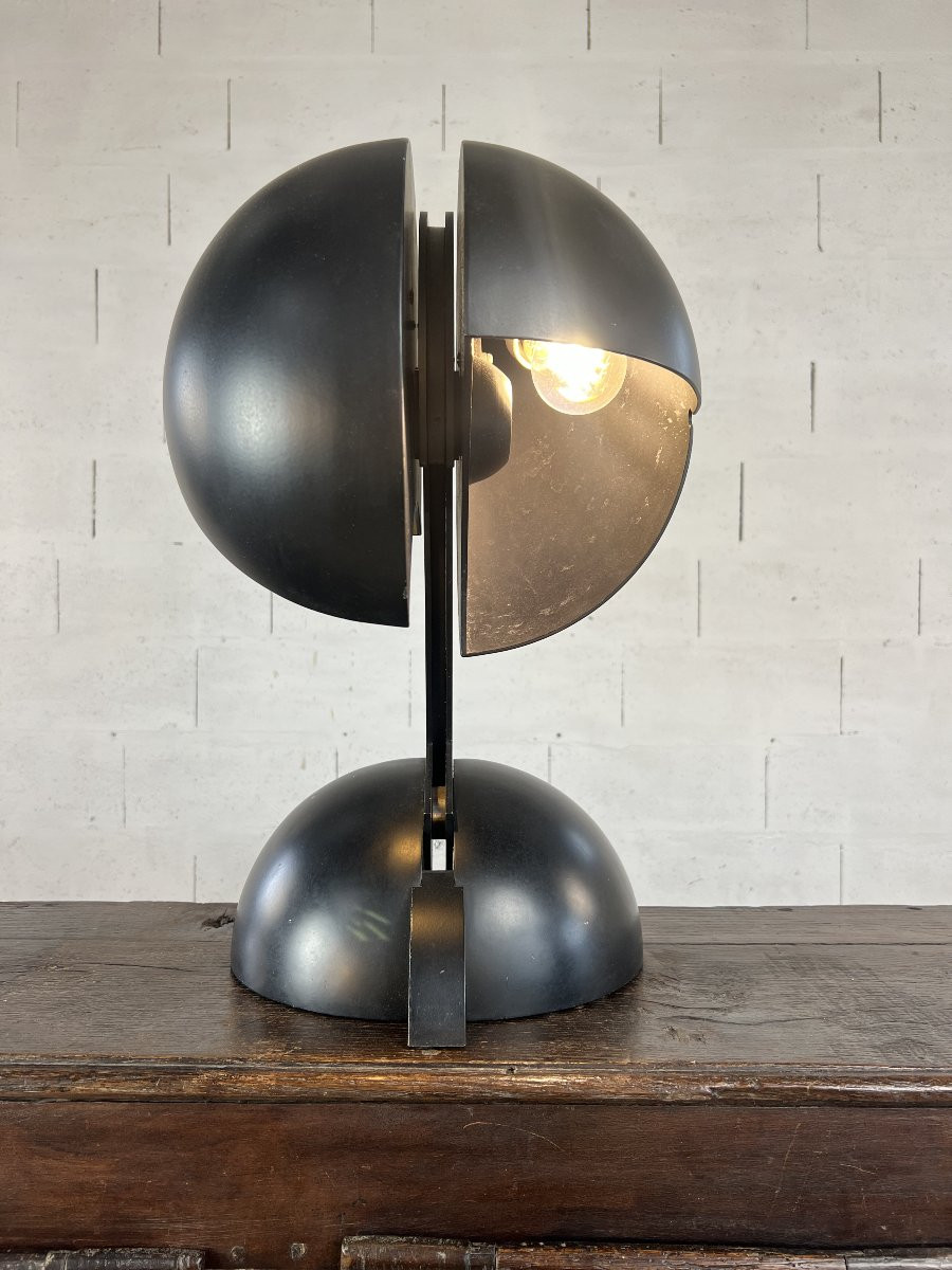 Designer Table Lamp In Black Lacquered Metal – Italy Circa 1970 – Attributed To Gae Aulenti-photo-2