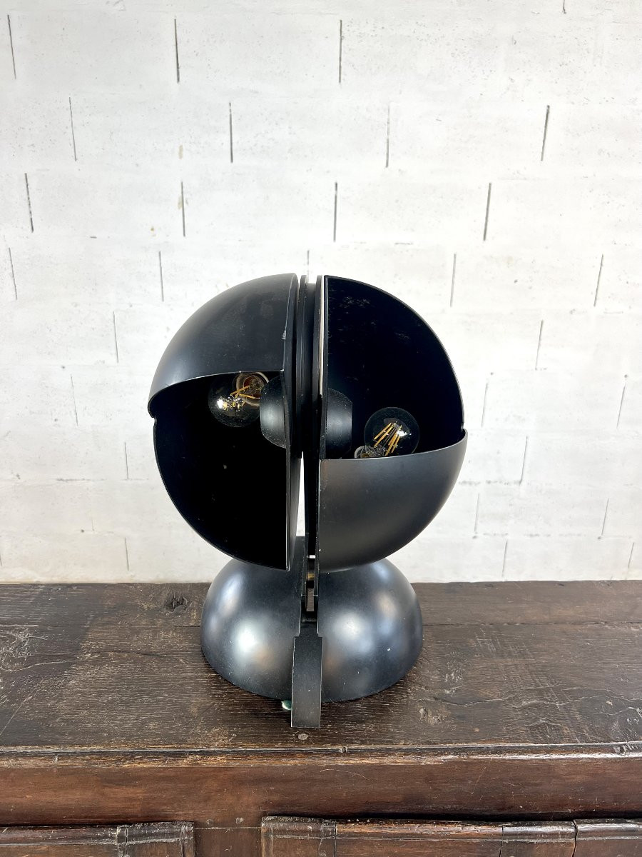 Designer Table Lamp In Black Lacquered Metal – Italy Circa 1970 – Attributed To Gae Aulenti-photo-1
