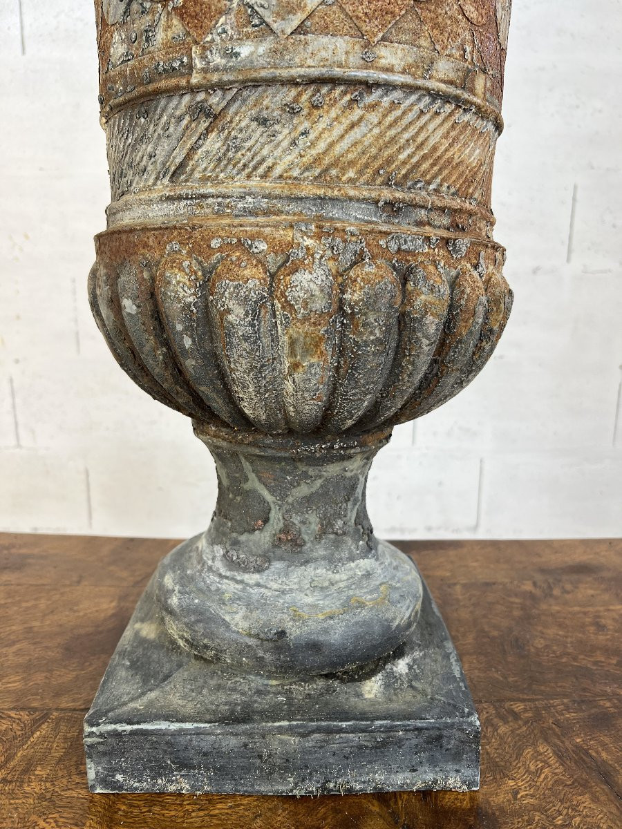 Vase ancien en tôle patinée de forme Médicis – XIXe siècle-photo-2