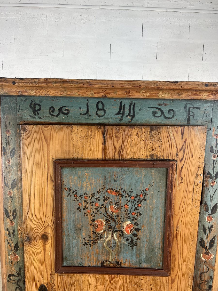 Painted Cabinet With Bouquets Of Flowers – 1844-photo-3