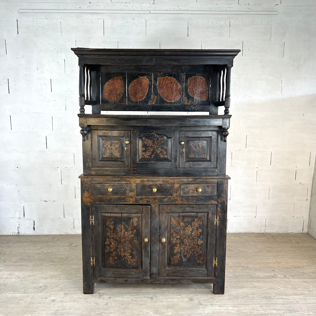 English Polychrome Oak Court Cupboard – Lancashire / Yorkshire, Circa 1600–1620