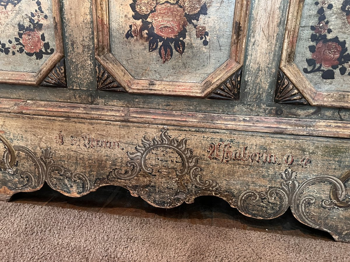 Painted Chest Decorated With Burning Hearts, Transformed Into A Counter – Central Europe, Late 18th Century -photo-2