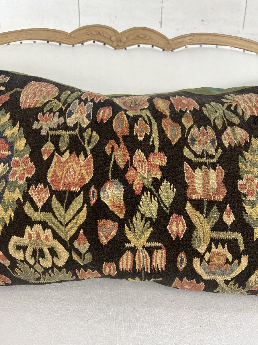 Skåne Tapestry Cushion With The Red Lion – Swedish Folk Textile-photo-4