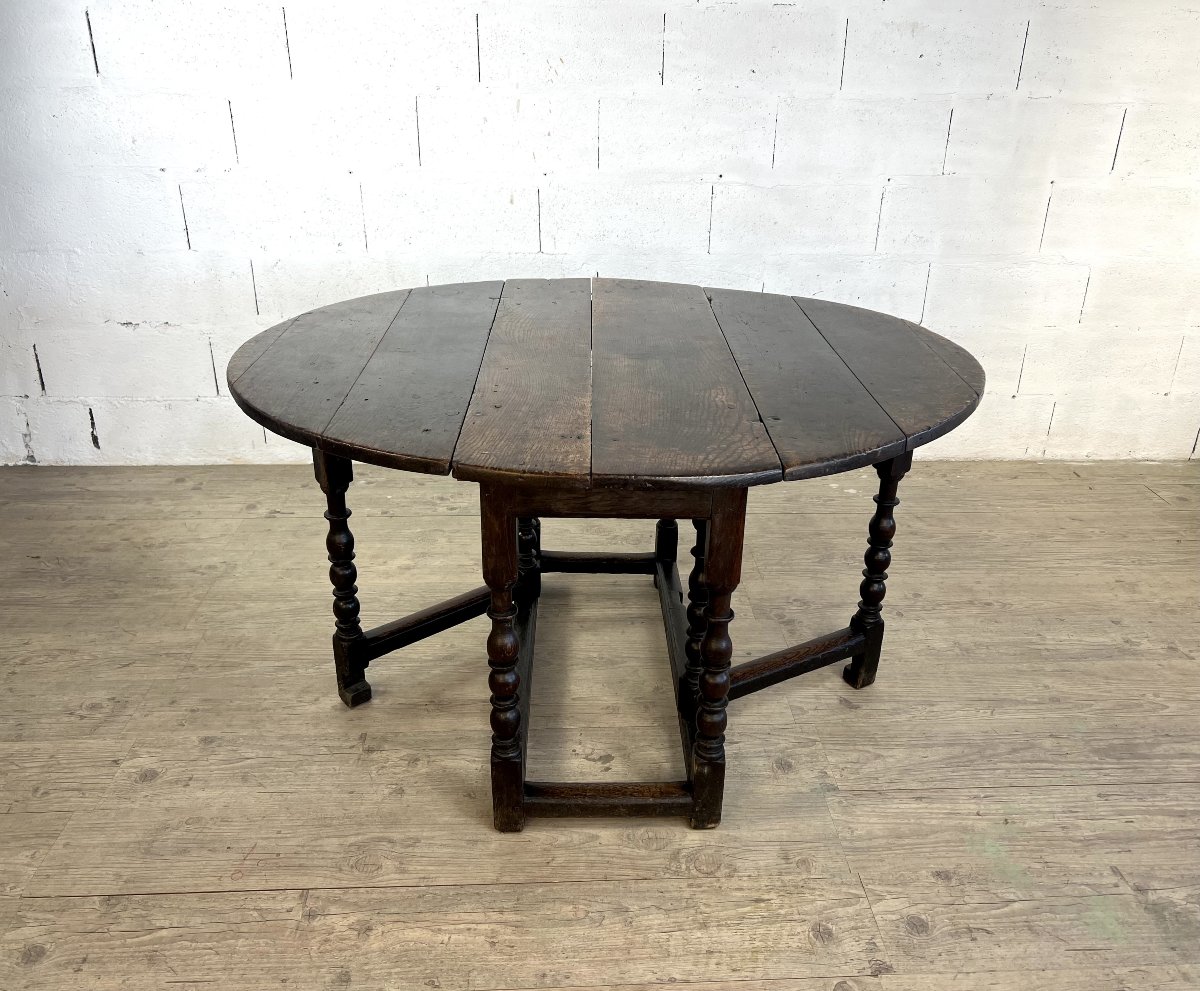 English Folding-top Table In Oak, Dating From The Late 17th–early 18th Century