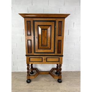 Cabinet On Base With Twisted Columns