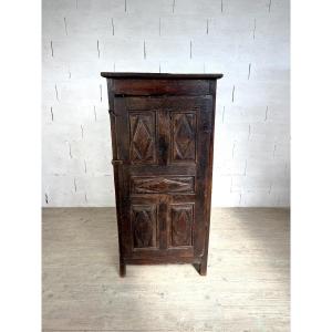 Bonnetière 1 Door Haute-auvergne 17th Century