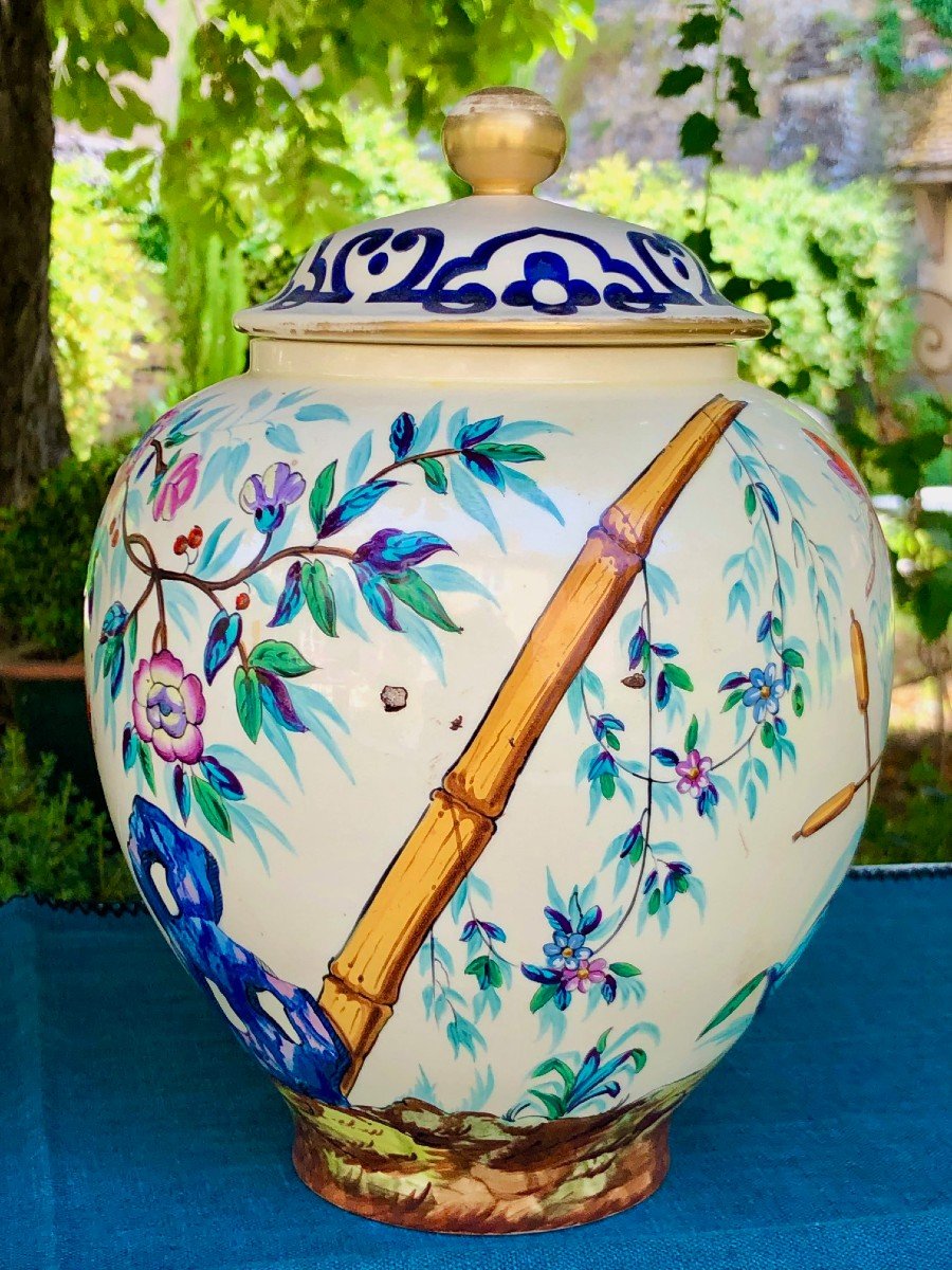 Paire De Pots Couverts En Faience émaillée Peints à La Main -photo-4