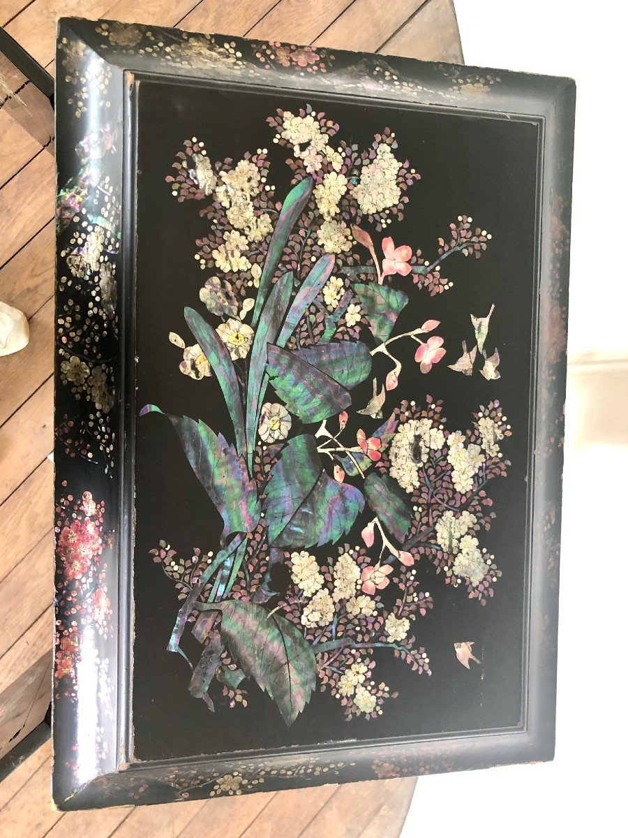 Chine: Cabinet En Laque Noire Et Décor Floral De Nacres, Sur Un Pietement à 4 Pieds, XIXe  -photo-6