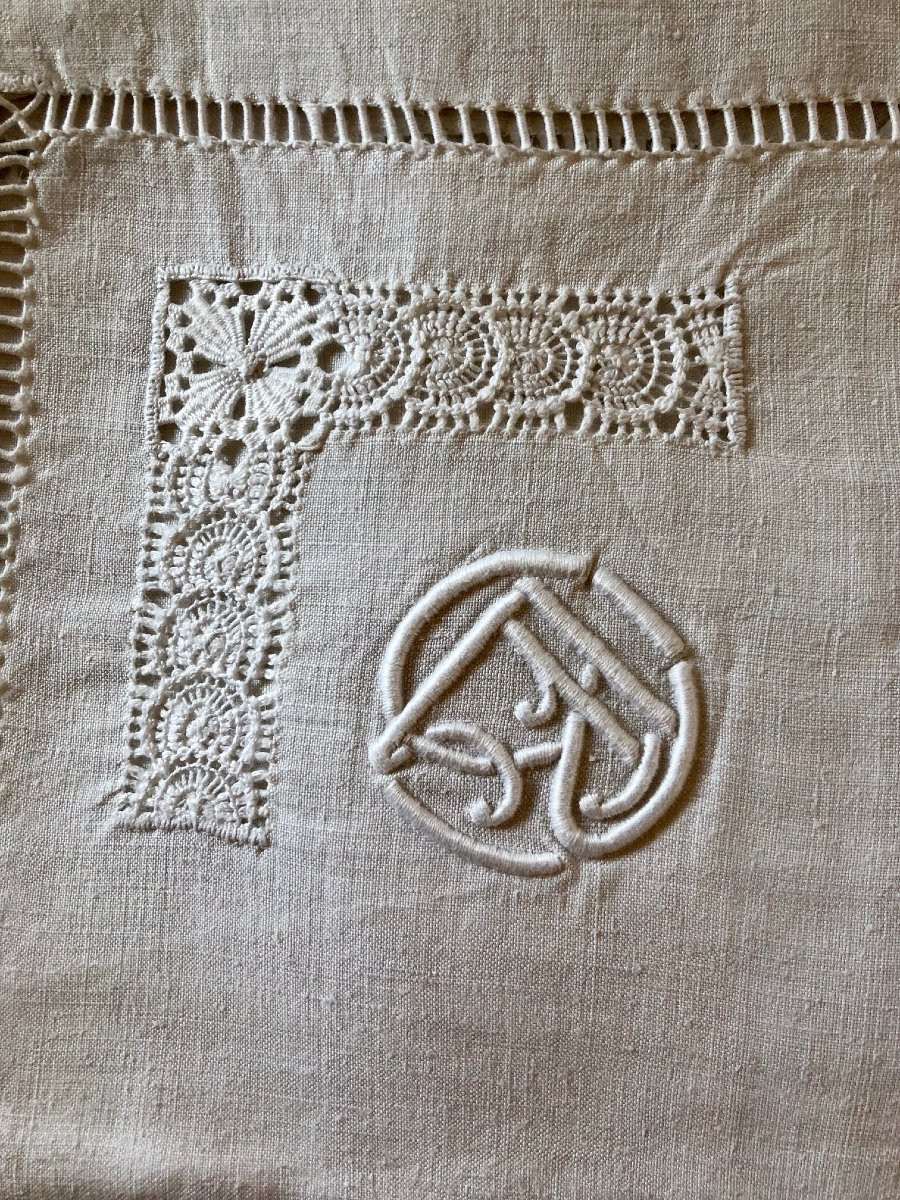 Set Of 12 19th Century Embroidered Linen Napkins-photo-2