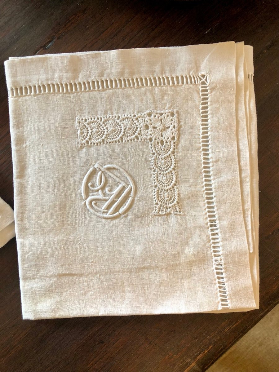Set Of 12 19th Century Embroidered Linen Napkins-photo-3