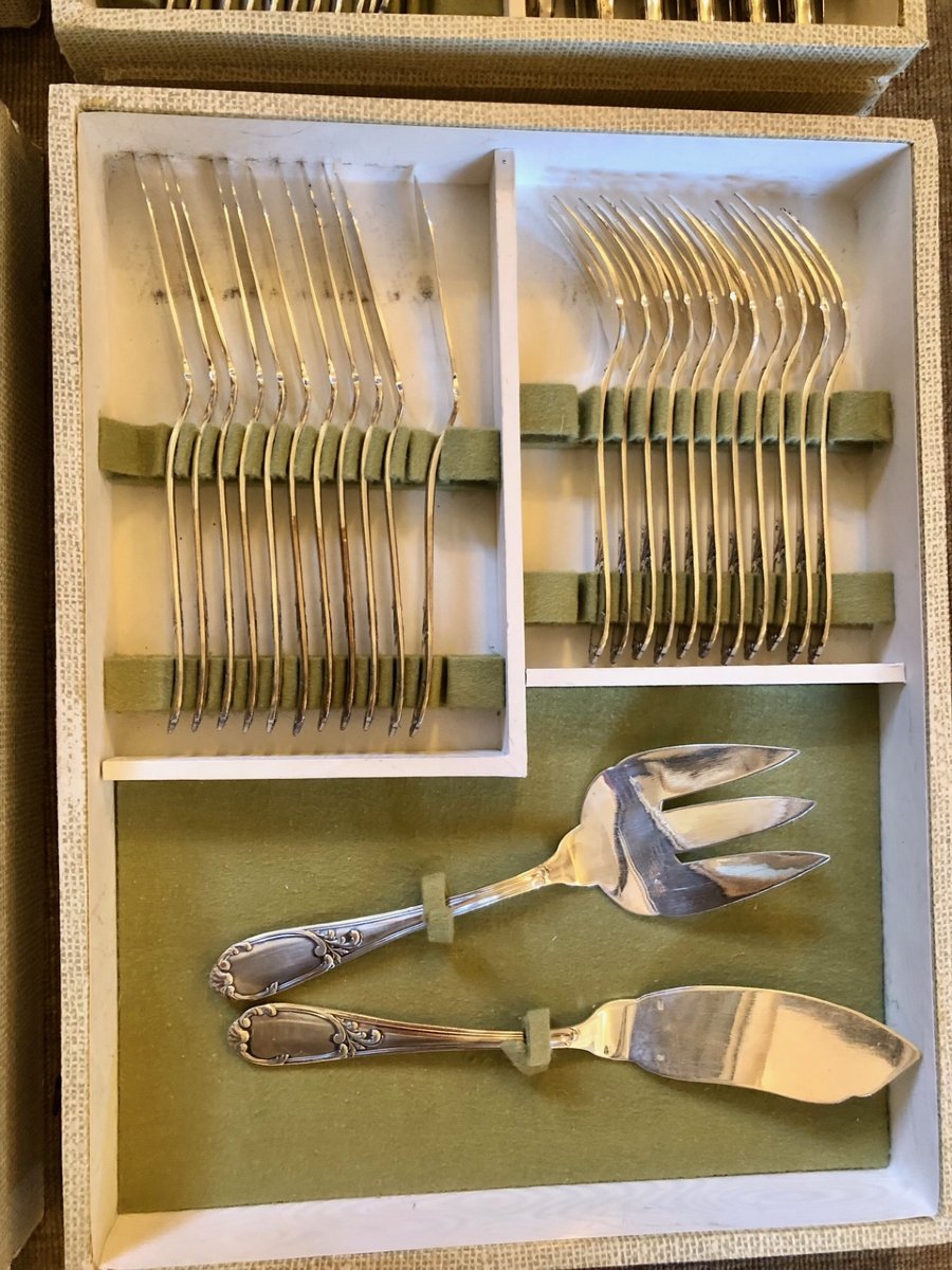 grande ménagère en métal argenté François Frionnet 124 pièces et son coffret 4 tiroirs-photo-4