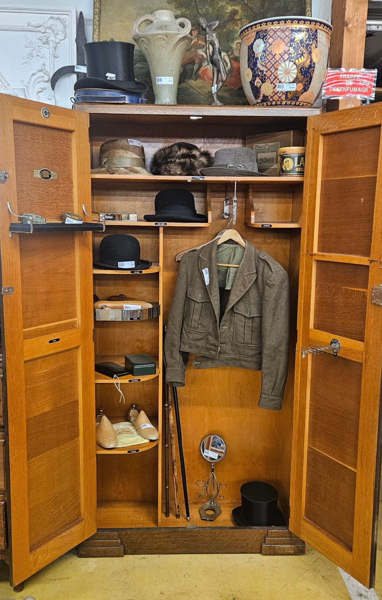 Compactom Wardrobe