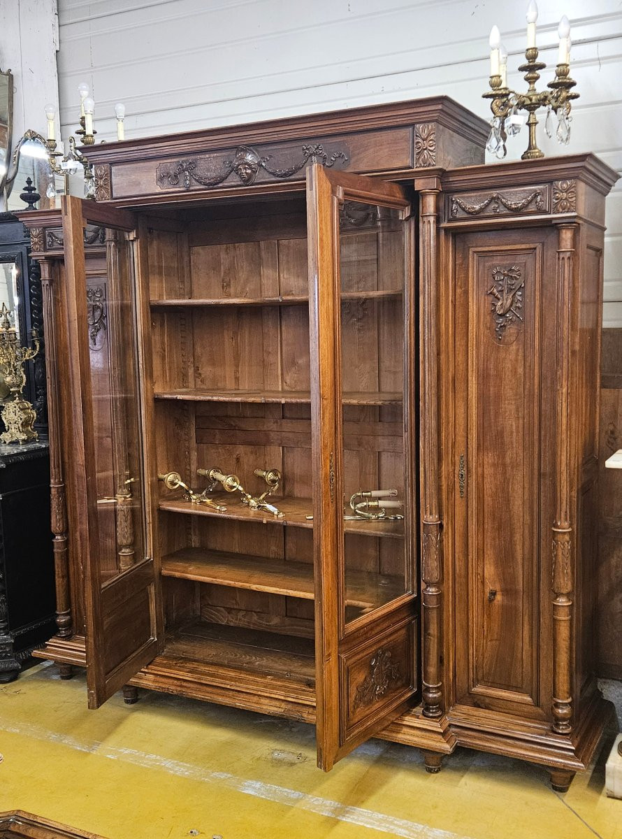 19th Century Walnut Bookcase-photo-4