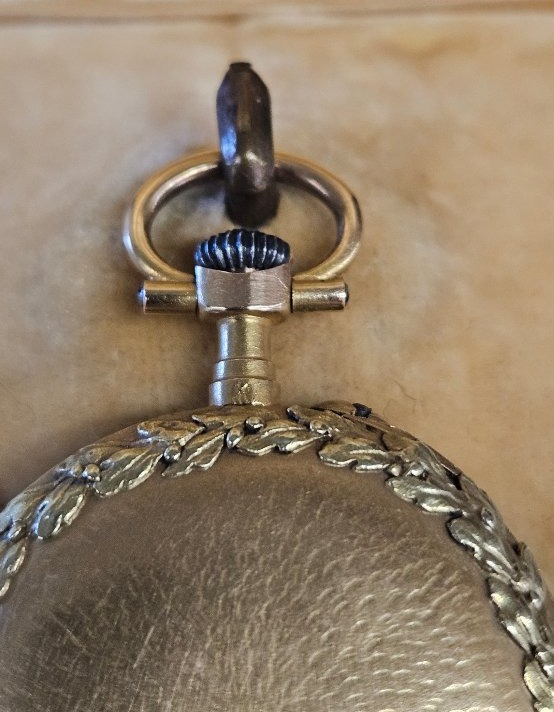 Lecoultre Gold Collar Watch-photo-3
