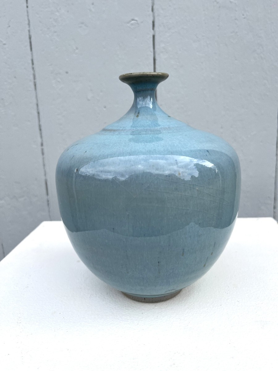 Roger Collet, vase soliflore bleu céladon