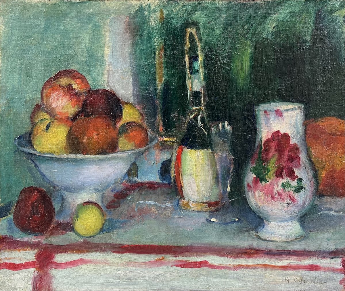 Henri Ottmann (1877-1927). Pommes, bouteille et vase fleuri. Huile sur toile marouflée, signée.