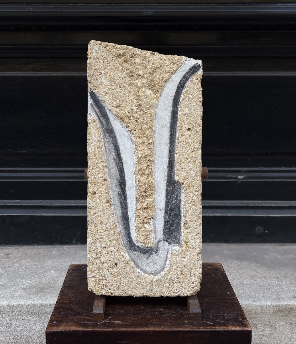Jeanne-Marie BERTAUX (1924-2024). La mouette. Peinture à la fresque sur pierre.-photo-2