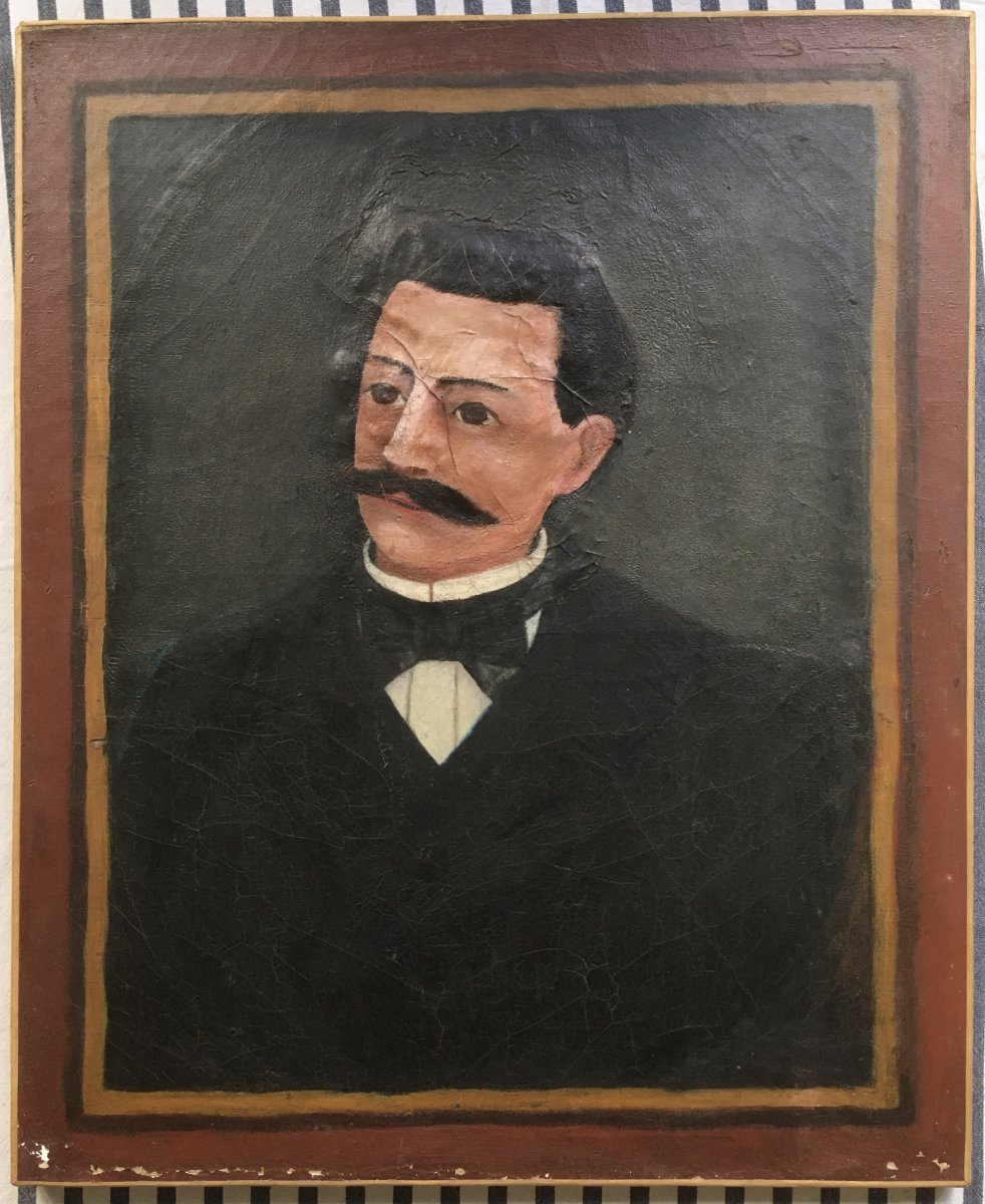 Ecole Française Du XIXème Siècle. Portrait d'Homme à la Moustache. Huile Sur Toile. Art Naïf.-photo-2