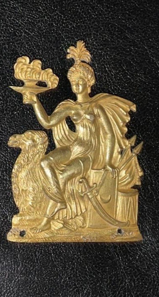 Attributs Empire Bronze Doré -photo-3