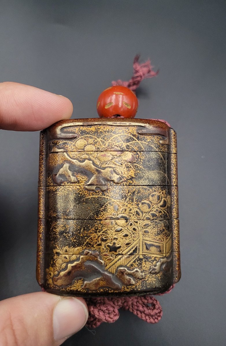 nro à 4 cases - Laque noir et or - Japon - Période Edo-photo-4