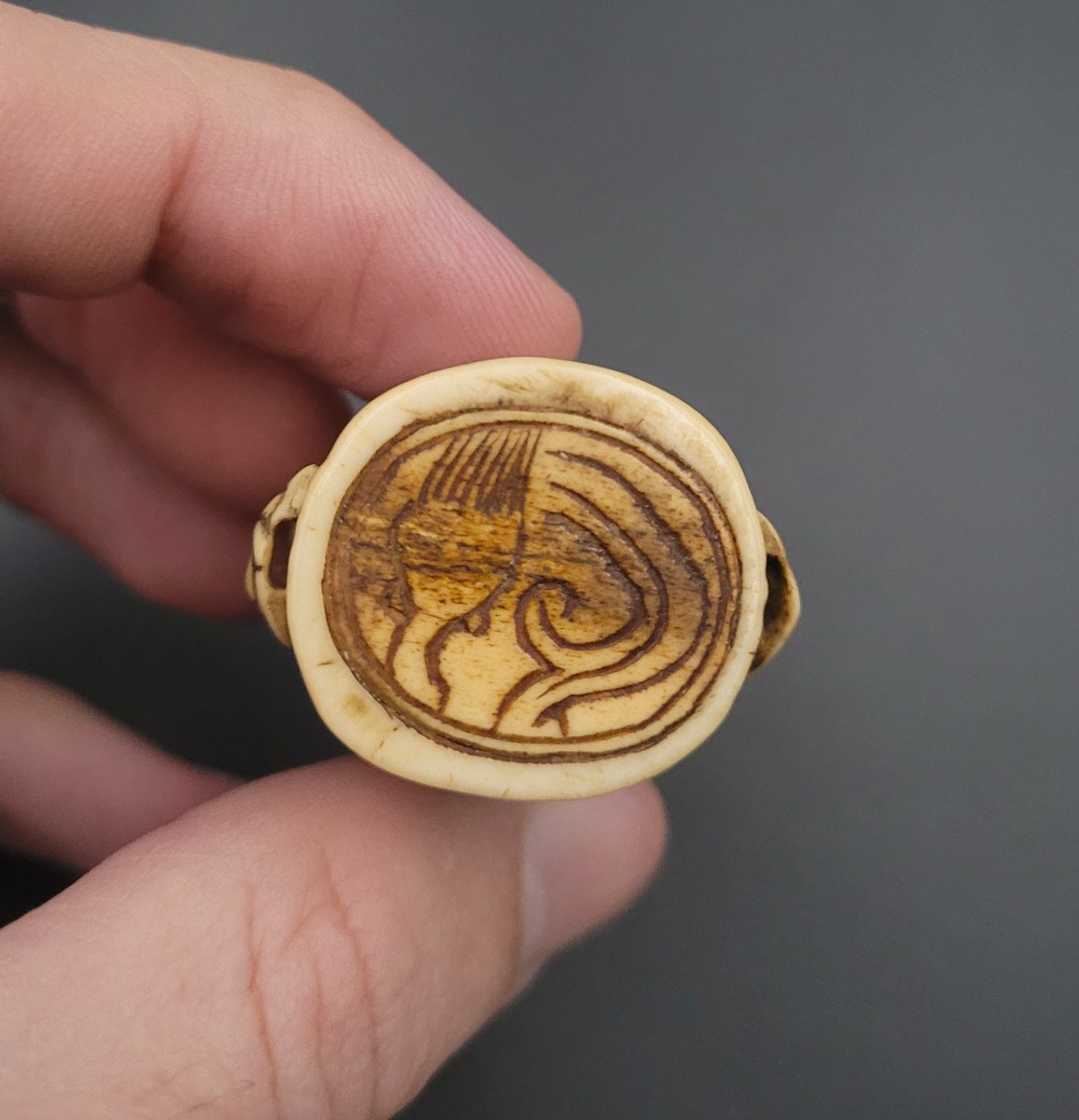 Inro Miniature - Ryujin In The Waves - Deer Antler - Meiji Period-photo-1