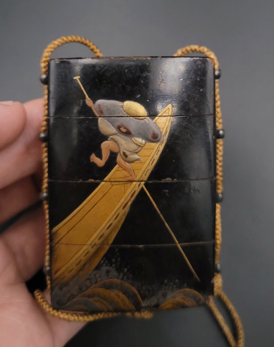 Inro With 3 Compartments - Man On A Boat - Roiro Lacquer - Edo Period - (1603-1868)-photo-3