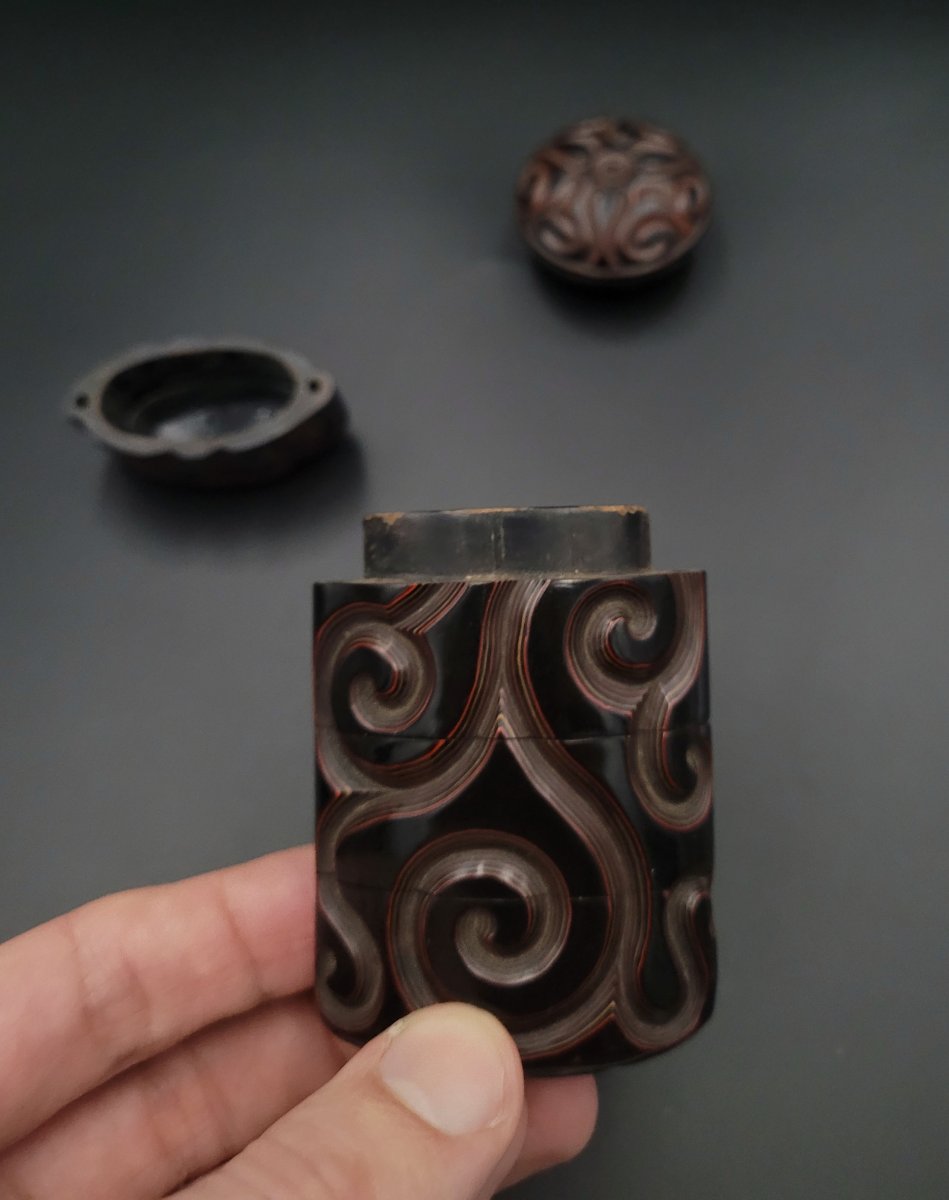 Inro et Manju netsuke - Motif de karakusa - Laque guri - Epoque Edo (1603-1868)-photo-5