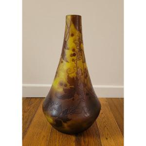 Grand Vase Gallé Piriforme - Décor De Vigne - Signé