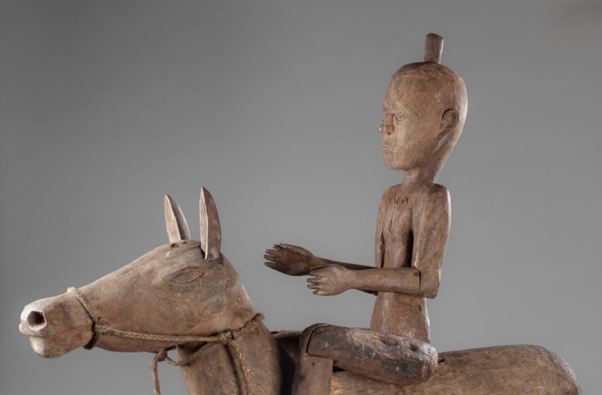 Rare Equestrian Tau Tau, Toraja, Sulawesi-photo-2