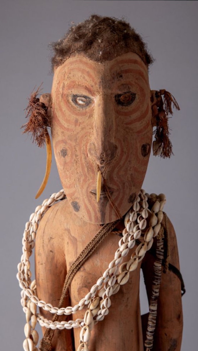 Rare figure ancestrale féminine (Wan/Waken) & bilum traditionnel, Sawos Mid Sépik, Papouasie NG-photo-1