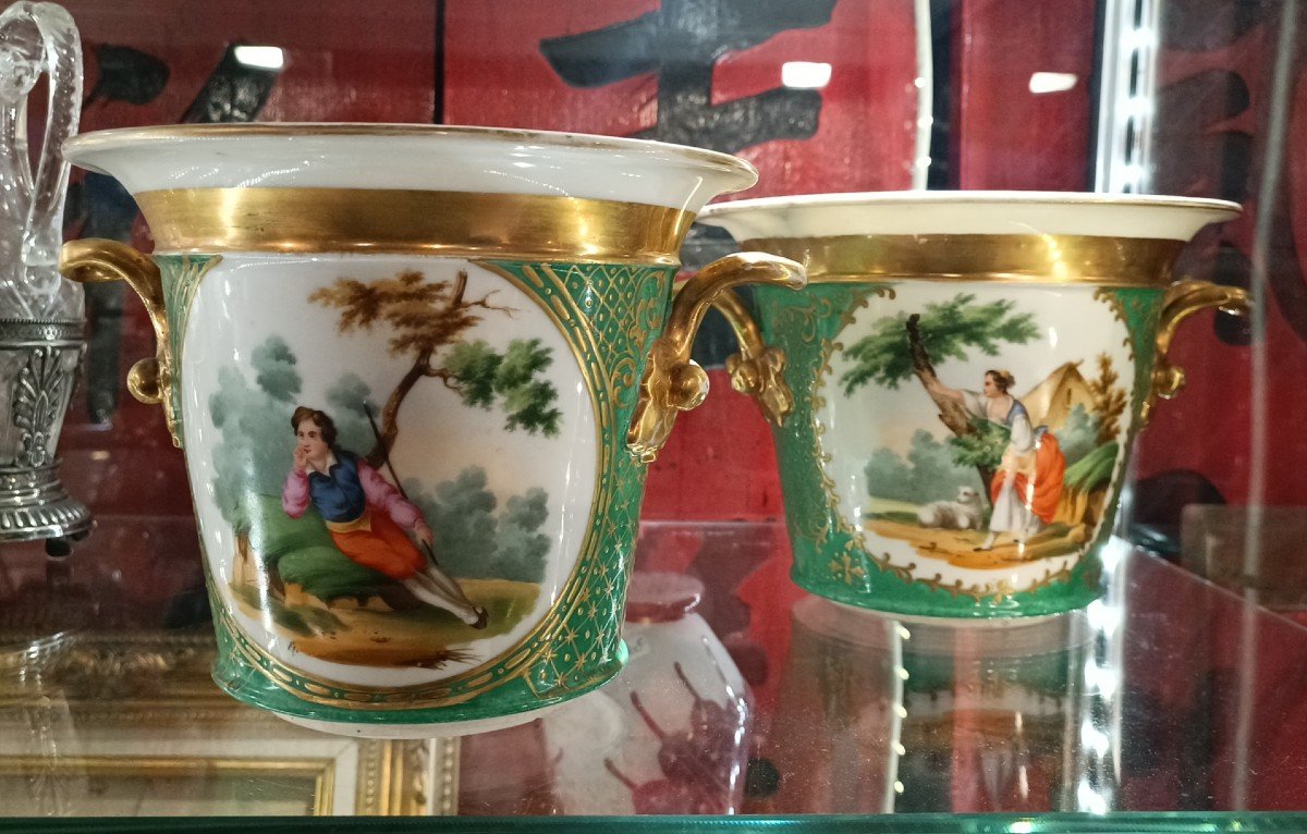 Paire De Cache-pots -  Porcelaine - Minton- V. 1840.