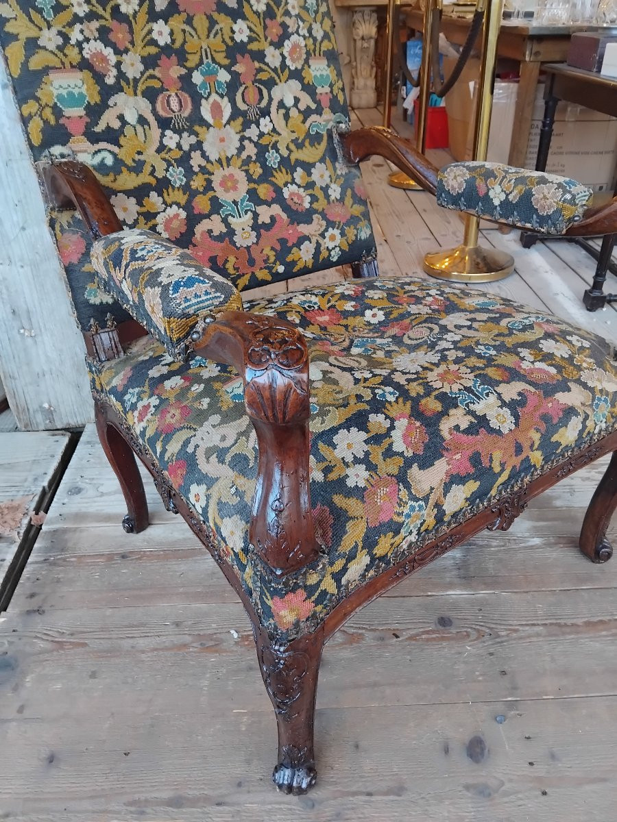 Armchair - Walnut - Regency Period - C. 1720-photo-2