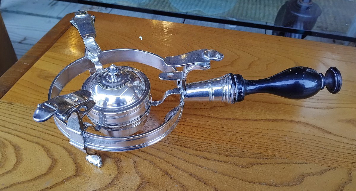 Réchaud de table - Bronze argenté- XVIII e. s.