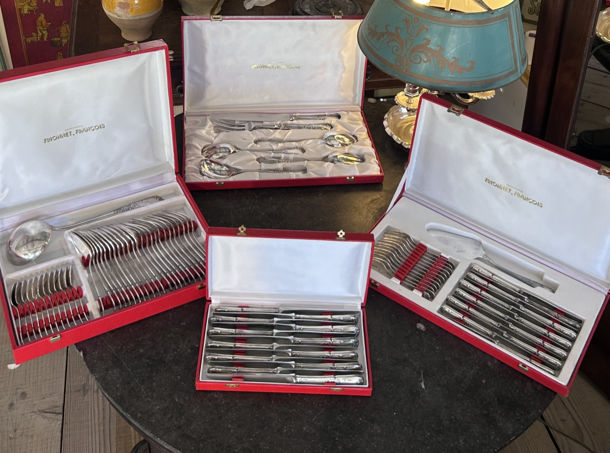 François Frionnet-ménagère - Silver-plated Metal - Louis XV Style - Rocaille Model- XX Th. C.