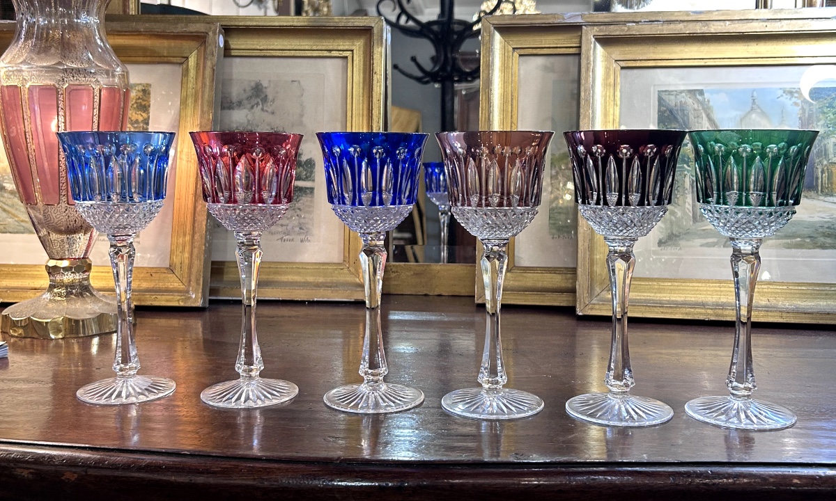 Suite de six  verres-  Roemer - Cristal de Lorraine - vers 1970.