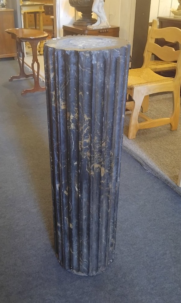 Column - Trompe-l'œil - Portor Marble - Louis XVI Style - C. 1930.