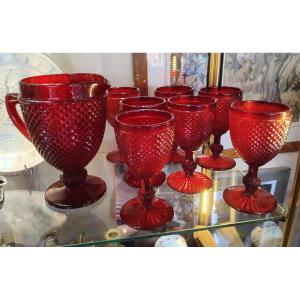 Suite de six verres et pichet- Cristal - Rouge rubis - v. 1970.