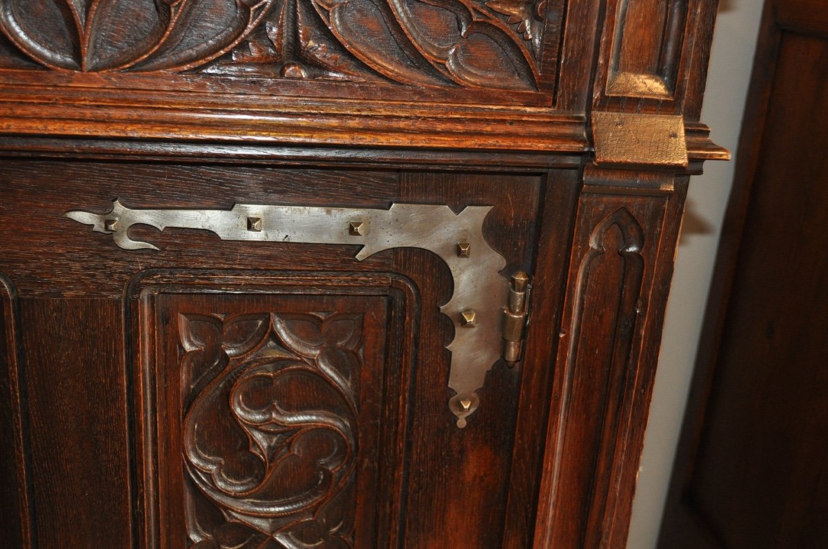 Large Old Buffet In Solid Oak In Gothic Renaissance Style, 19th Century Sideboard-photo-4