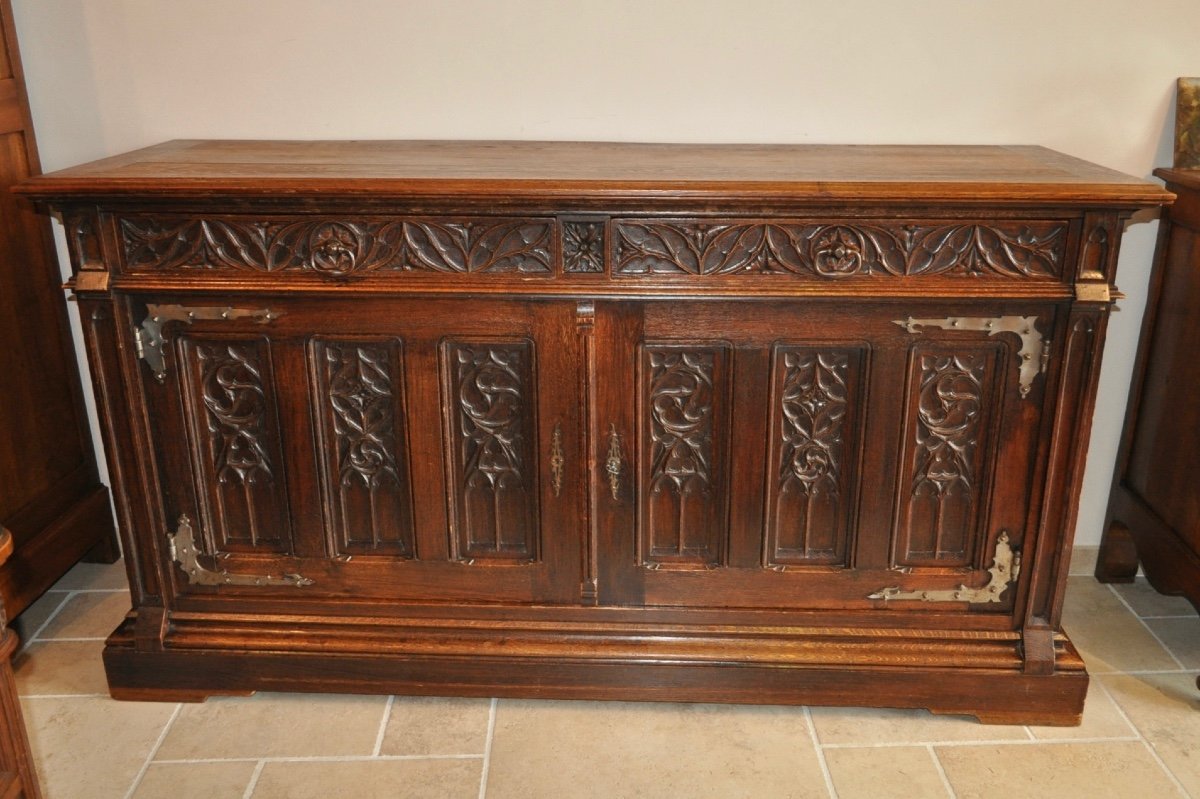 Large Old Buffet In Solid Oak In Gothic Renaissance Style, 19th Century Sideboard