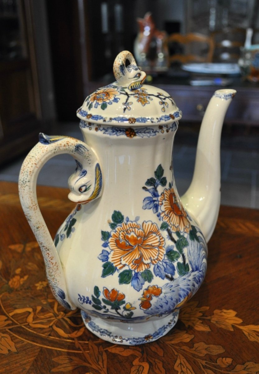 Coffee Pot Or Teapot And Milk Jug In Gien Earthenware Rooster And Peony Decor Coffee Tea Service-photo-2