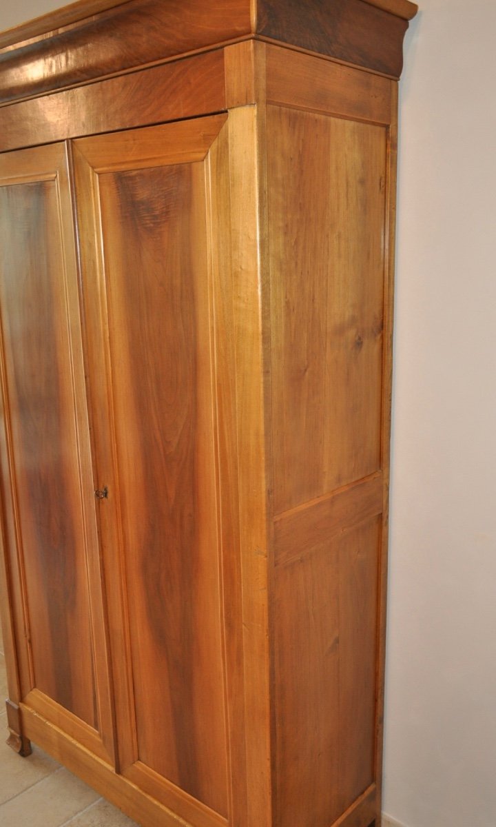 Small Antique Louis Philippe Wardrobe In Blond Walnut And Poplar From The 19th Century Antique Furniture-photo-3