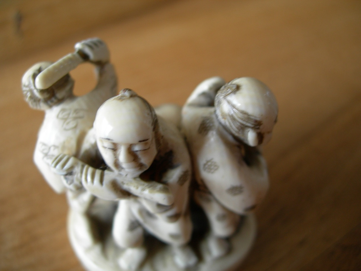 Antique Ivory Netsuke Or Okimono, Late 19th/early 20th Century Meiji Period, Signed.-photo-3