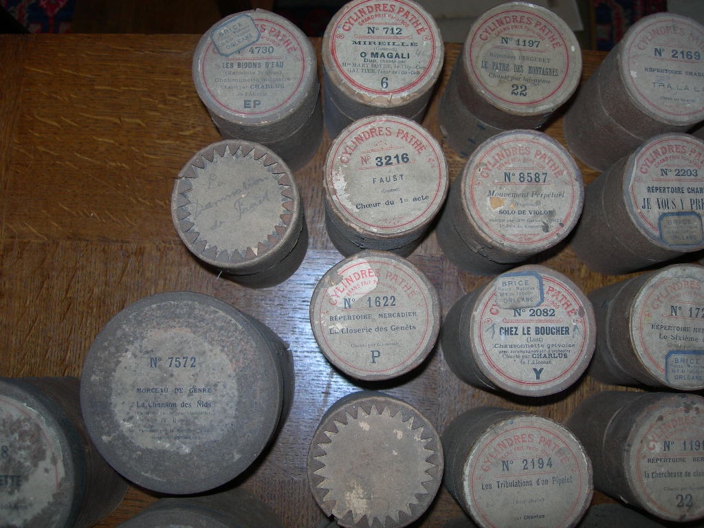 22 Small And 3 Large Wax Cylinders For Pathé Or Other Phonographs-photo-3
