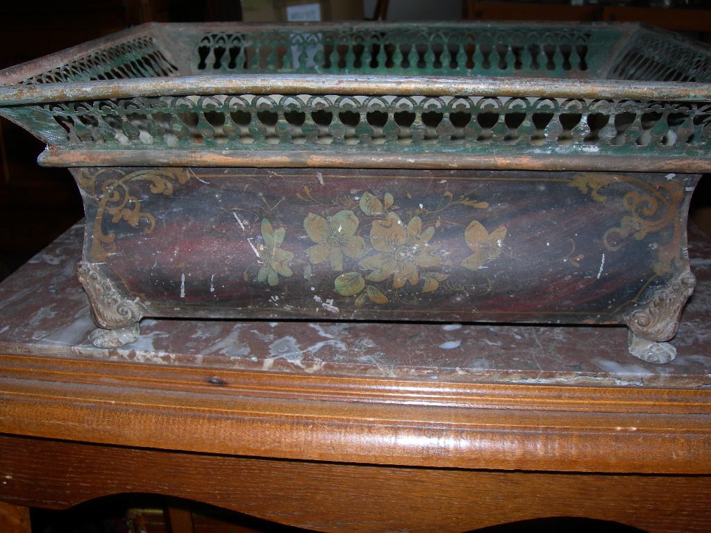 Antique Planter In Painted Sheet Metal, Late 18th Century, With Floral Decor, In The Directoire Style.-photo-2