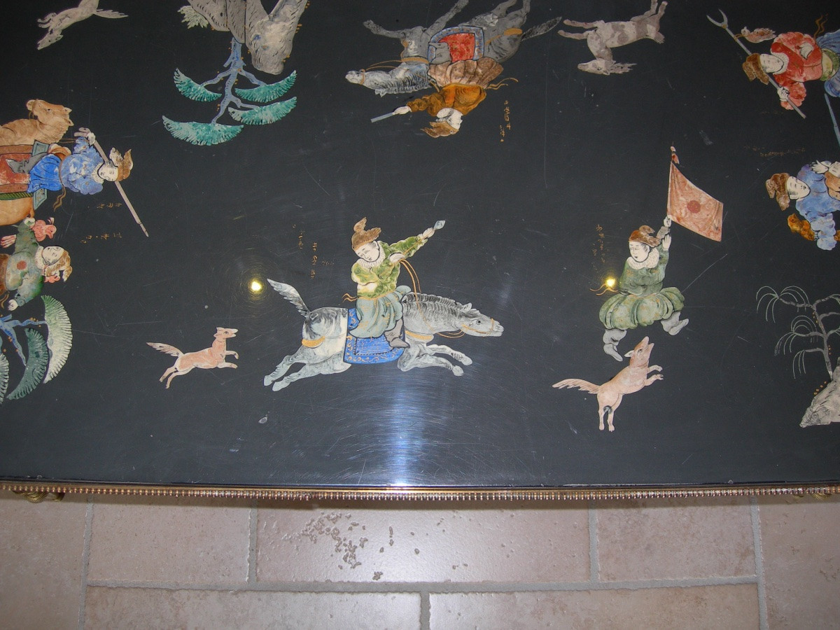 Table basse des années 50 - 60 en laiton et marbre à décor chinois maison Baguès ou Jansen-photo-4