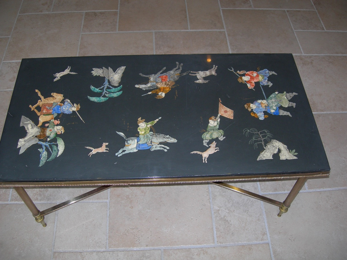 Table basse des années 50 - 60 en laiton et marbre à décor chinois maison Baguès ou Jansen-photo-5