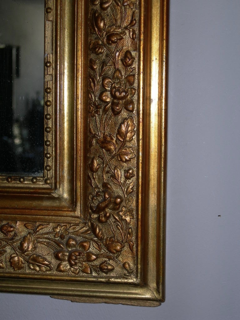 Small 19th Century Gilded Mirror In Wood And Gilded Stucco In The Napoleon III Style.-photo-3